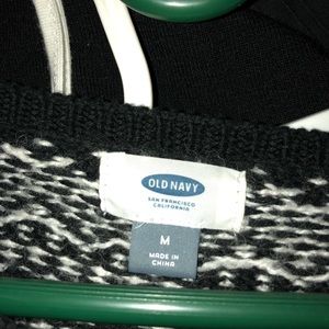 Old navy sweater